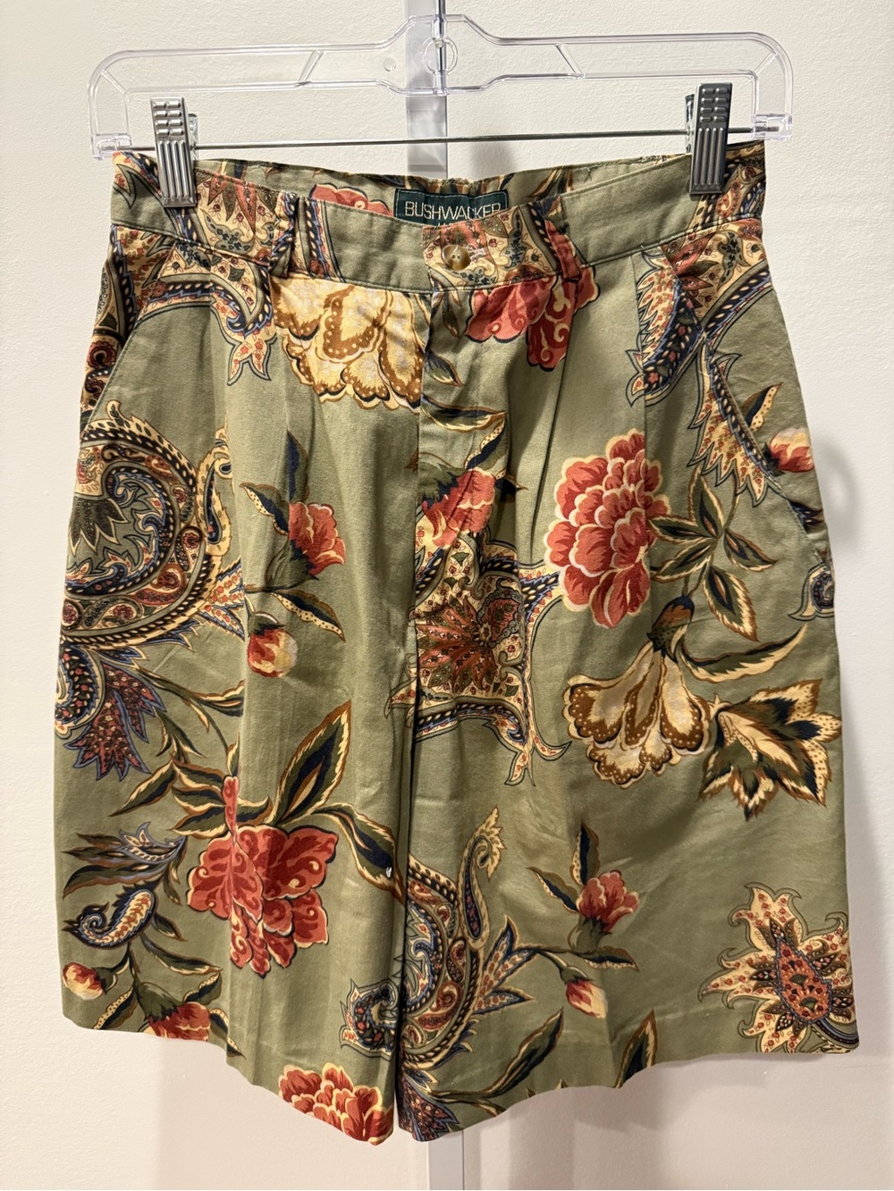 Bushwalker Vintage Olive Floral Print Bermuda Shorts High Rise Women Size 6 Y2K
